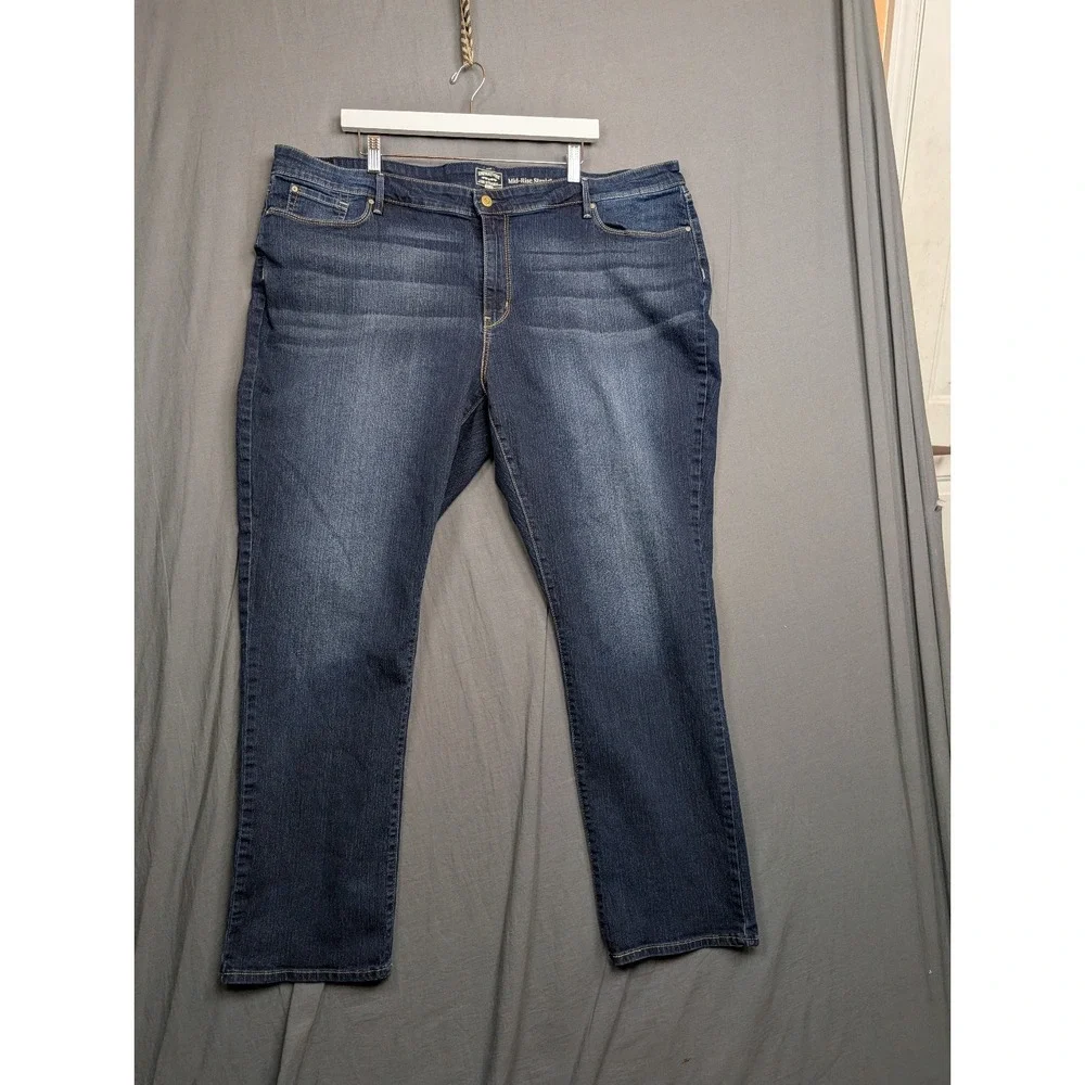 Levi Strauss Signature Women's Mid Rise Straight Jeans Size 26 M 38 X 32